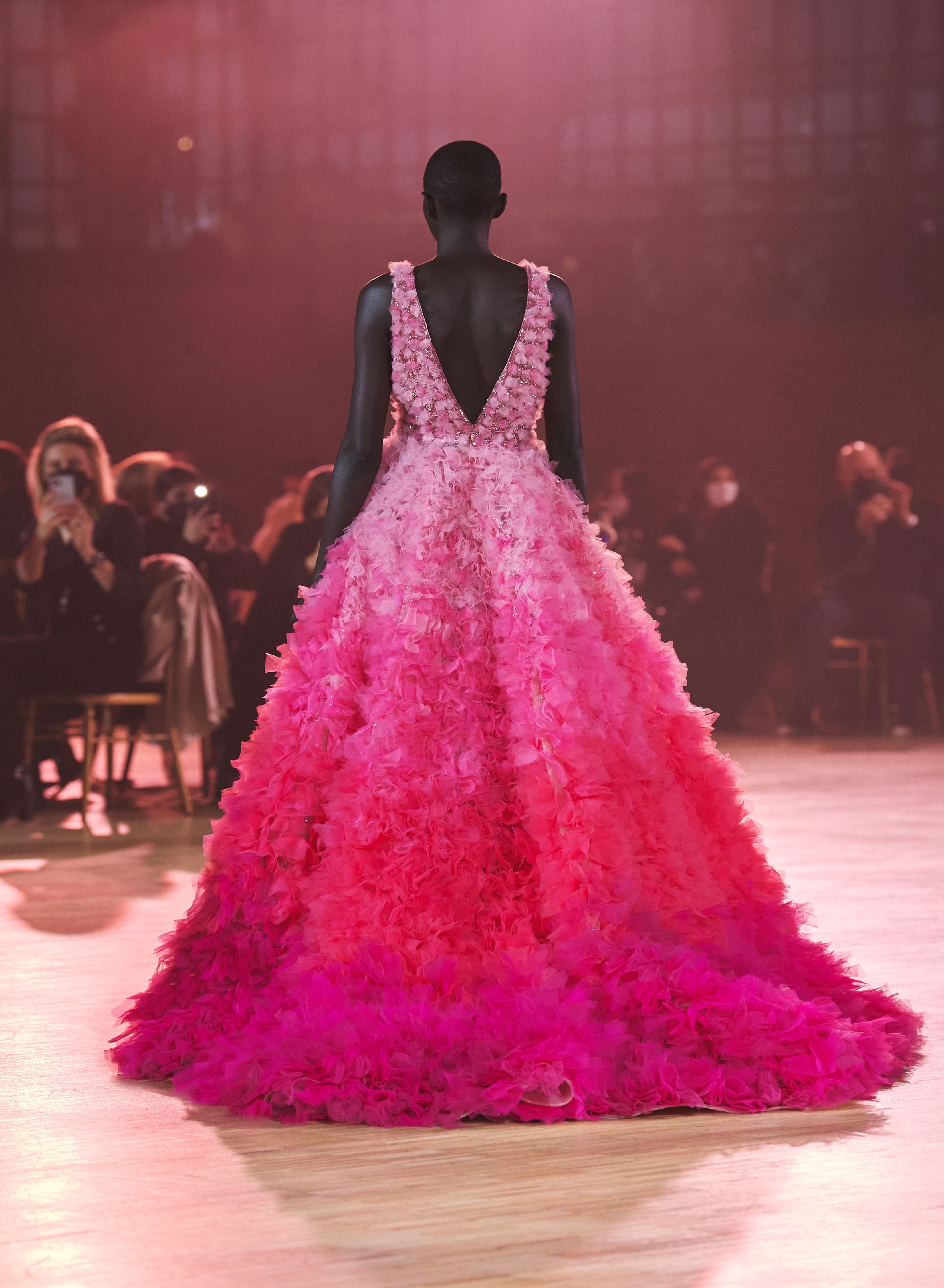 Look 9 – ELIE SAAB