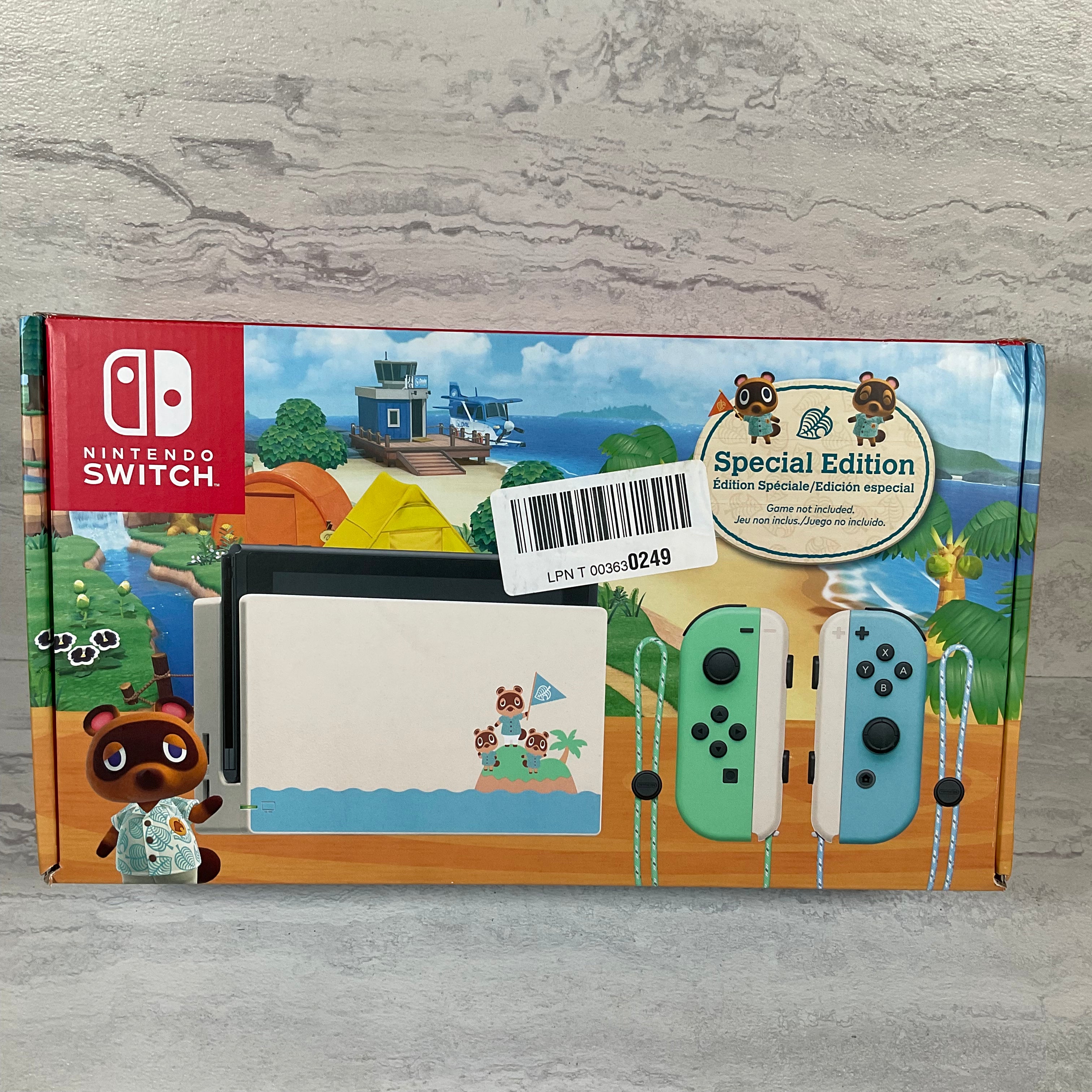 Nintendo Switch - Animal Crossing: New Horizons Edition - Switch