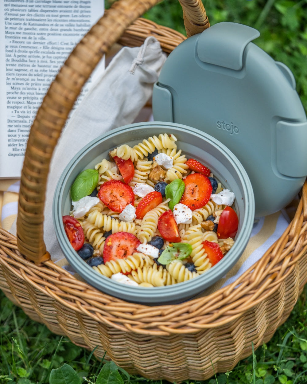 Oppskrift på forfriskende og enkel sommersalat