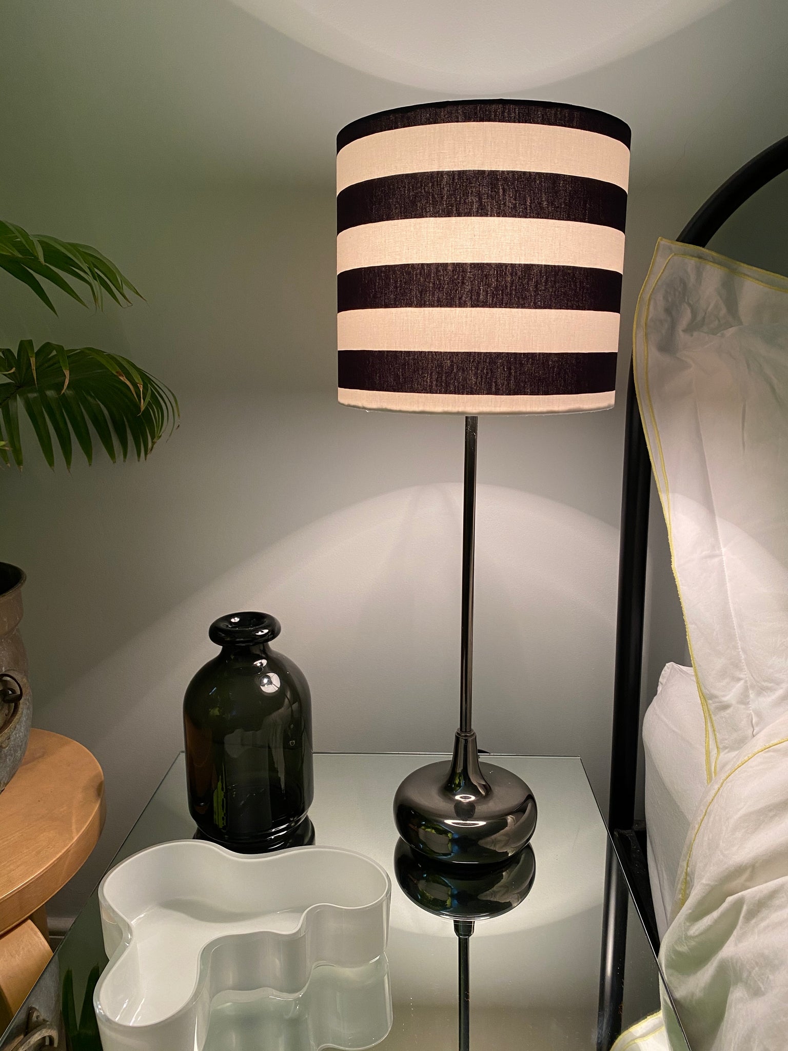 Single-sided black & white horizontal stripe print lampshade – Ciaran Dance  Design