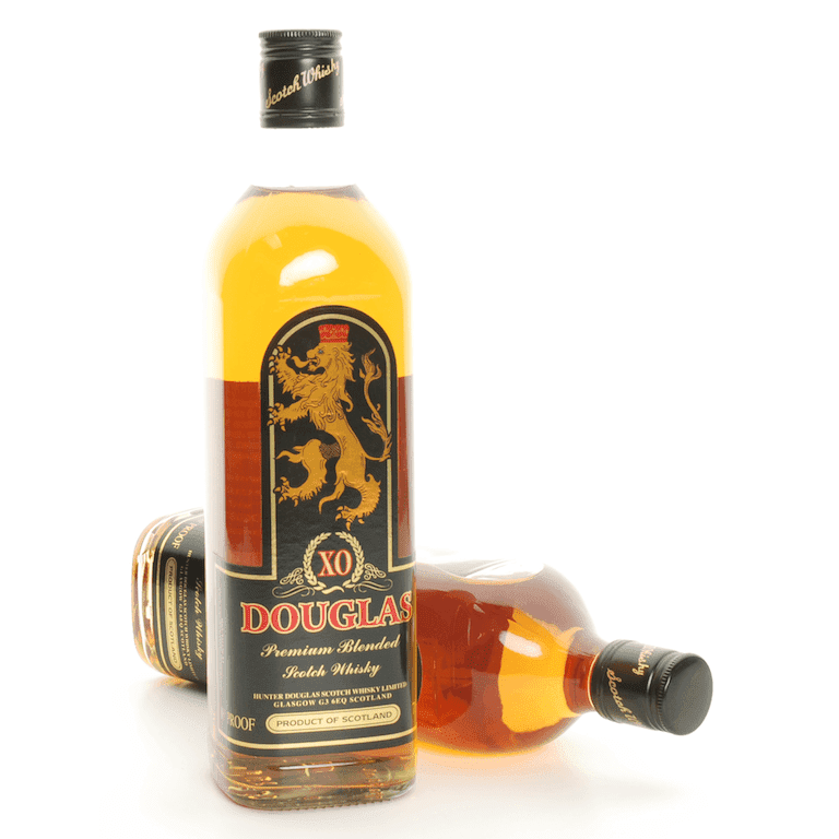 Douglas XO Premium Blended Whisky (750mL)