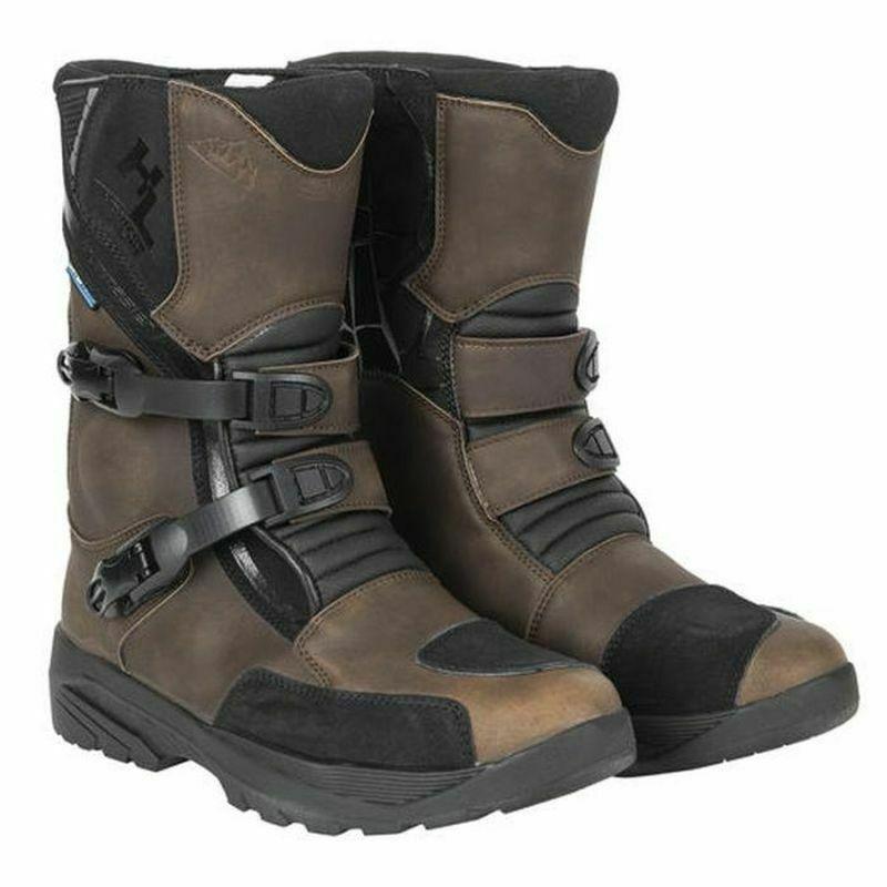 tuzo adventure boots