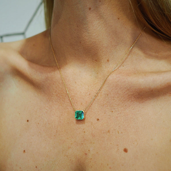 Green Colombian Emerald Heart Solitaire Pendant, SKU 340305 (1.02Ct)