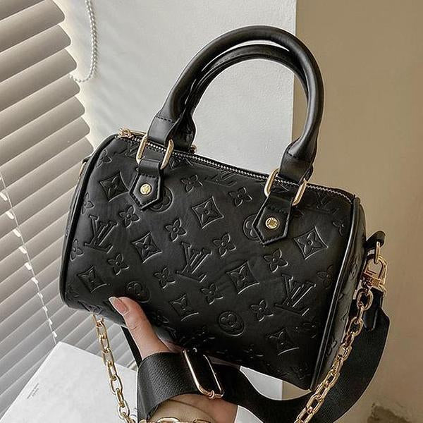 Louis Vuitton LV Womens Handbag Shoulder Bag Chain Bag