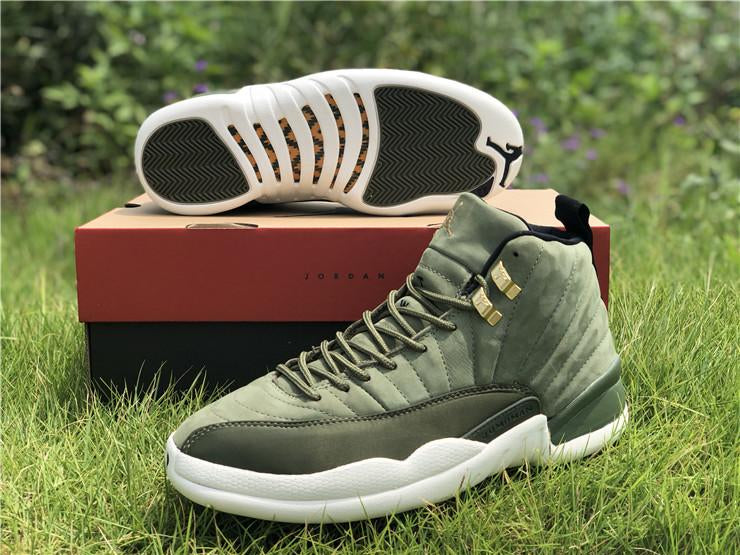 LO Air Jordan 12 Graduation Pack green deerskin, exclusive to Pa