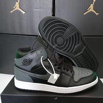 Nike casual flats sneakers Jordan 1 flagship-21