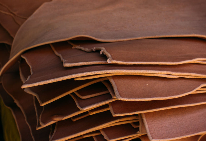 Italian genuine leather – choose your own. Types and colours