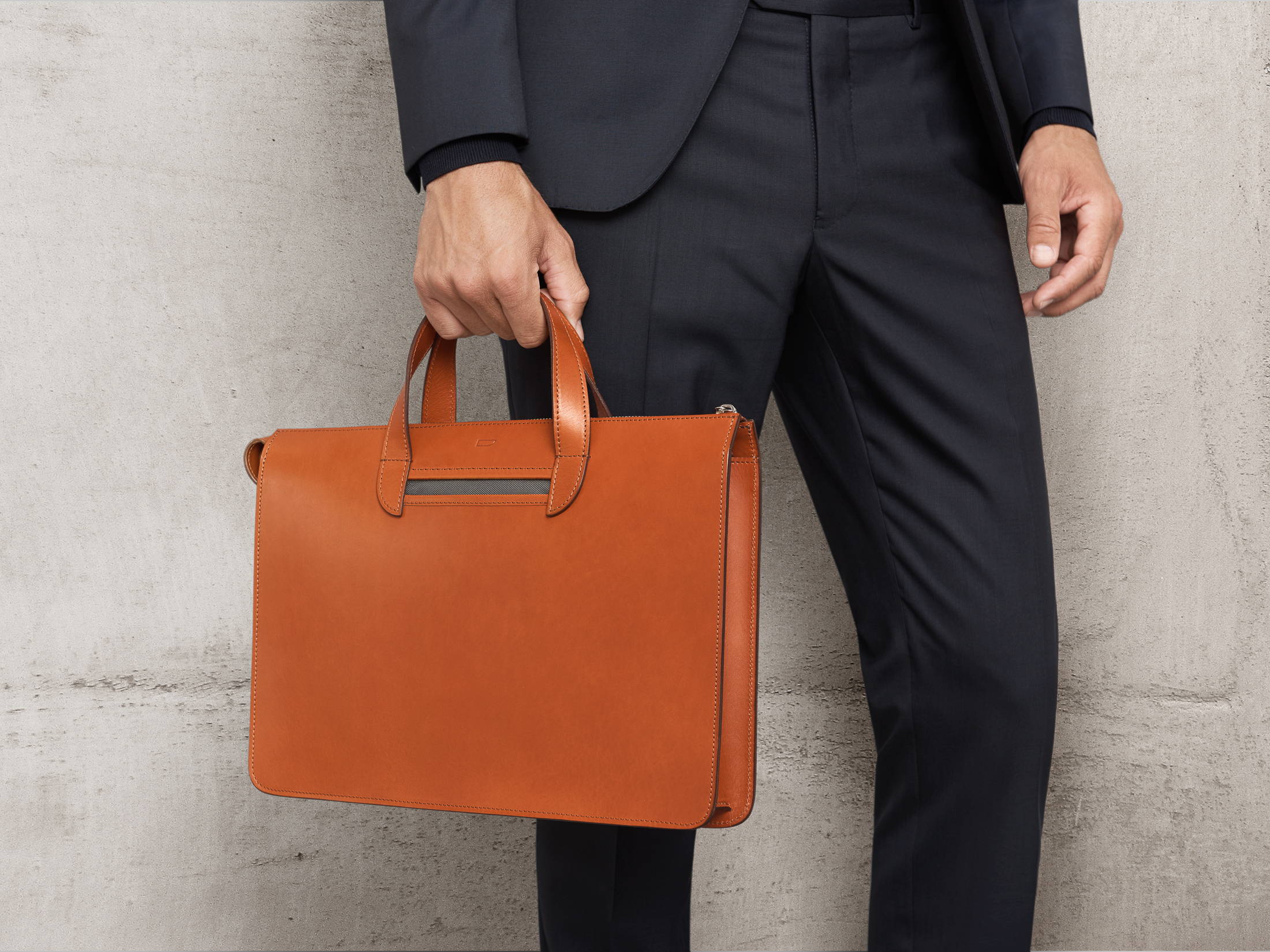 Are Tote Bags For Men Timeless, Or Just A Trend? | Gentleman's Gazette