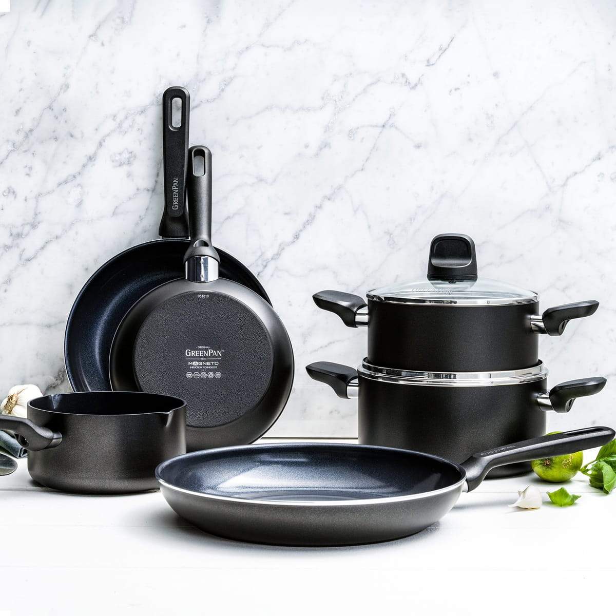 CC003706 001 Memphis 6pc Cookware Sets Black 16 18 20cm 6 ?v=1628977302