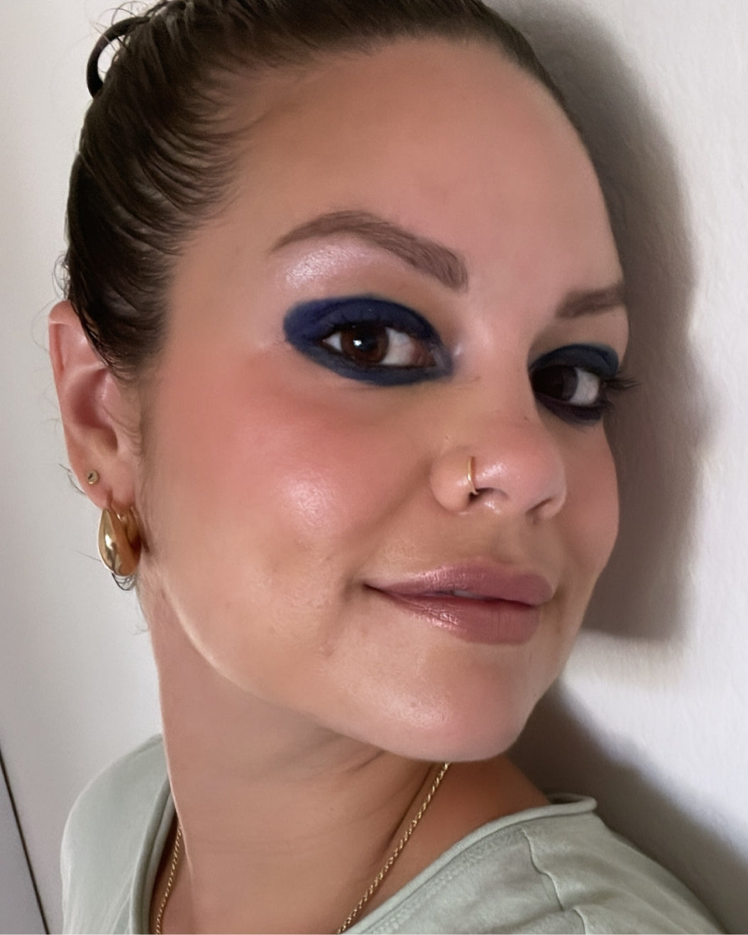 Caitlin wears Milk Makeup Infinity Long Wear Eyeliner in Time for a bubble eyeliner look