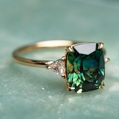 Retro Square Green Gem Four-Claw Engagement Ring