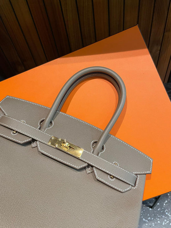 Hermès Kelly 35 Black Boxcalf Gold