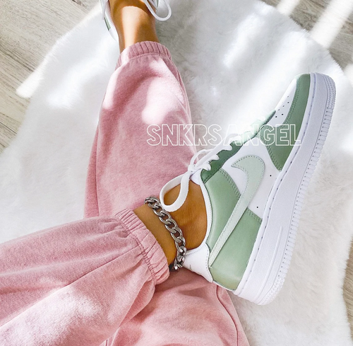 Matcha/sage Green Air Force 1's  Nike schuhe damen, Nike air