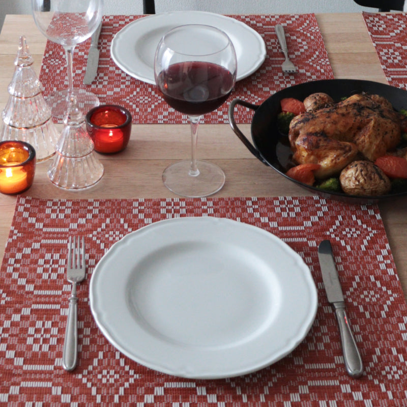 ヴィンテージなクリスマスの演出：食卓に似合うテーブルウエア