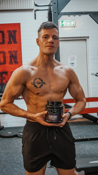 bodybuilder met clear whey