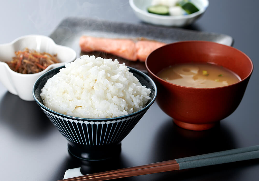 毎日の食卓に、ハレの日のお寿司やお弁当、おにぎりにもぴったりのお米です