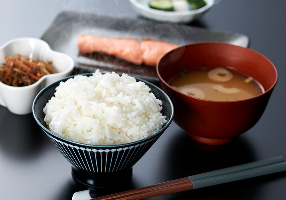 毎日の食卓に、ハレの日のお寿司やお弁当、おにぎりにもぴったりのお米です