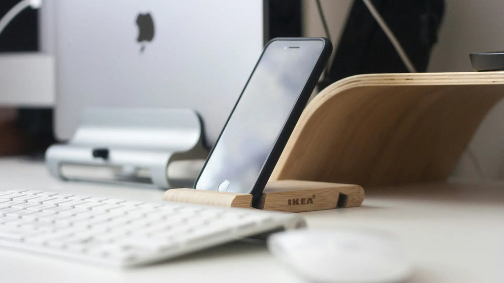 iPhone stand gift idea for apple work desk