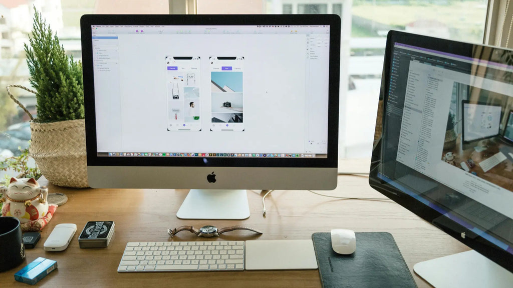 imac desktop with magic mouse and magic trackpad