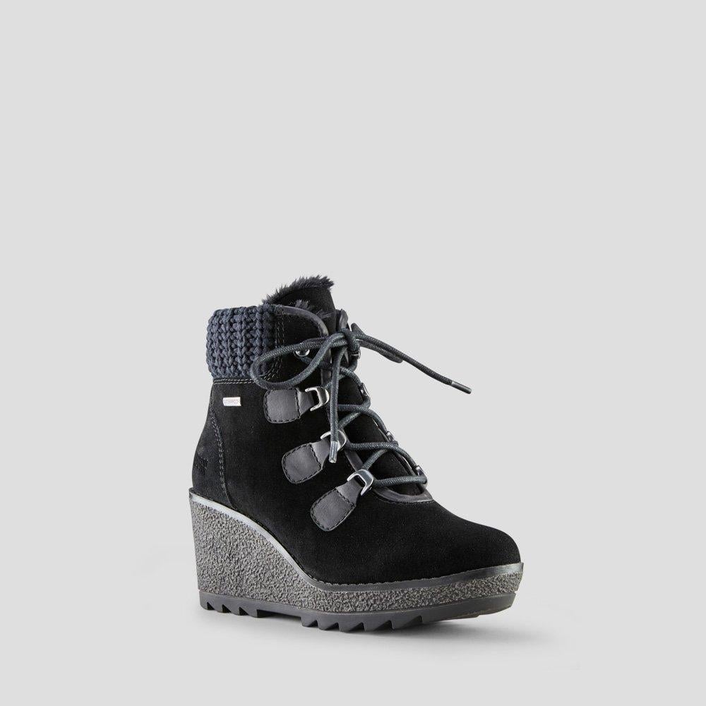 black boots women wedge