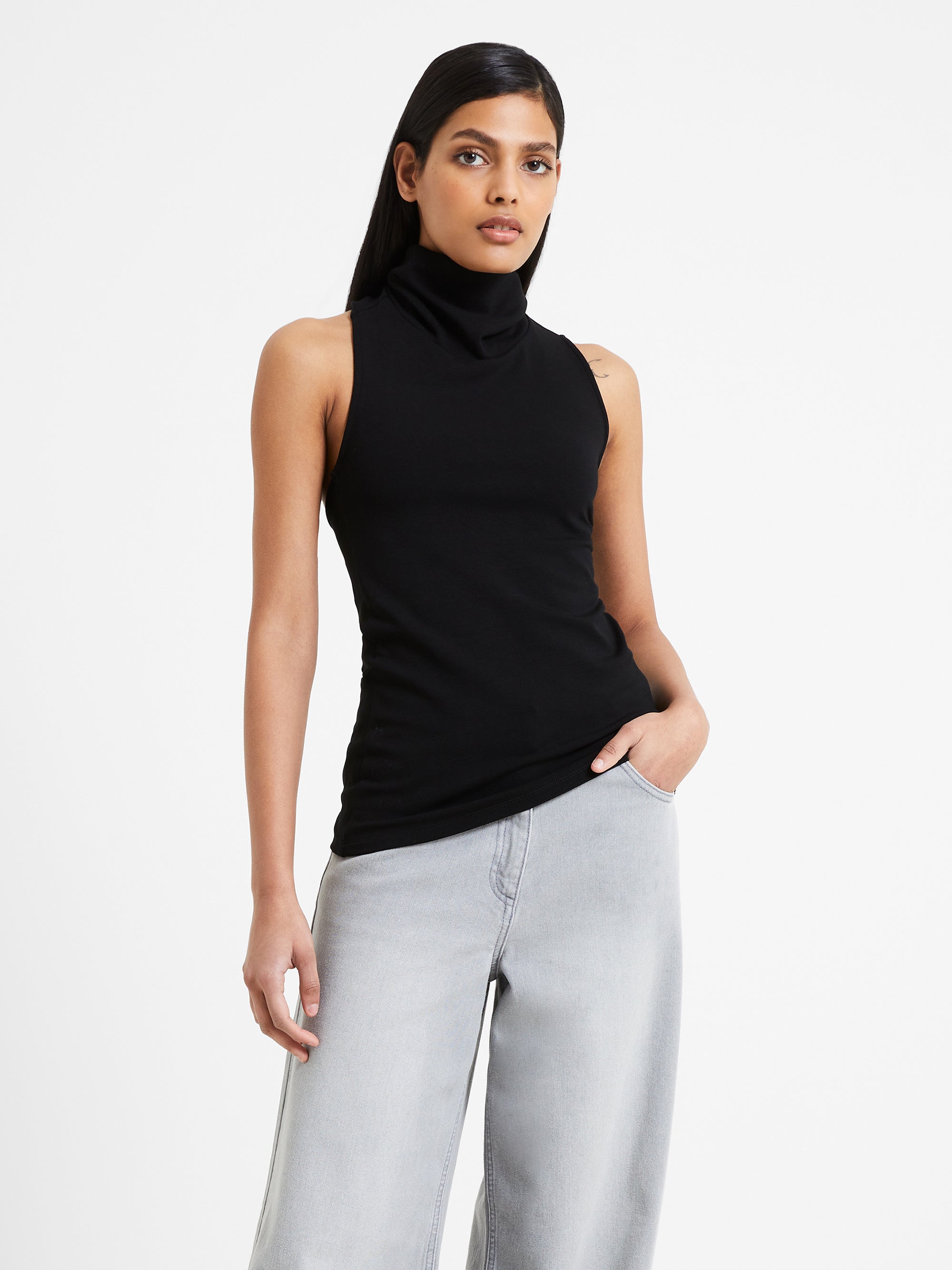 roy viscose high neck top blackout