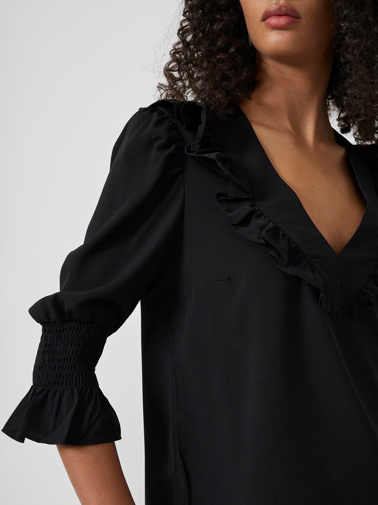 Crepe Light Ruffle Blouse