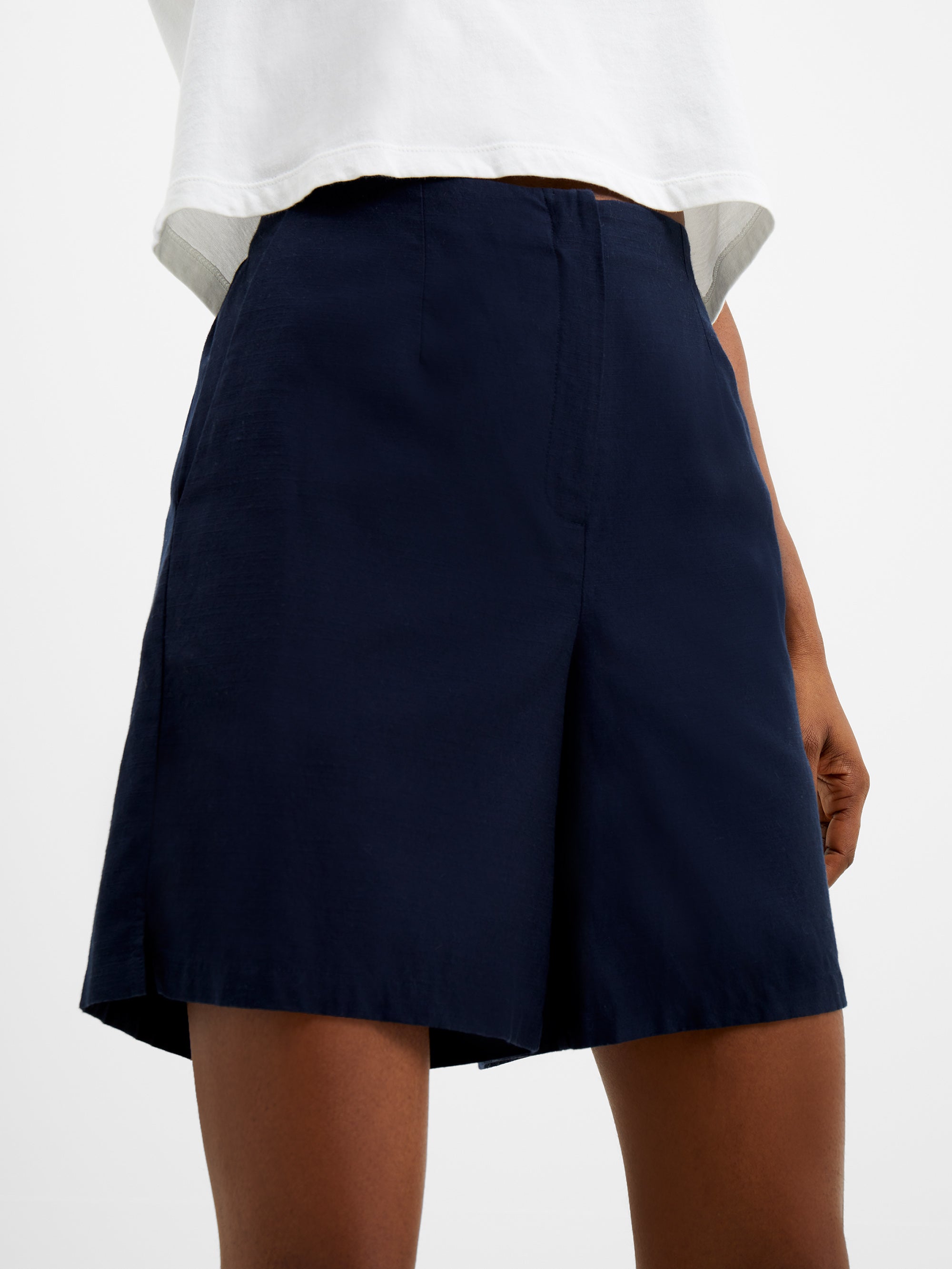 Alania Lyocell Blend Shorts