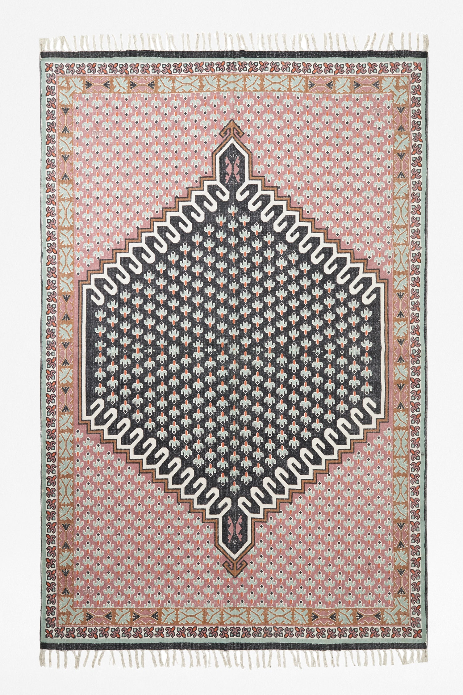 French Connection - Extra Large Poppy Rug Pink | French Connection |  Rugs | One size - Gold/ Pink - Size: OS