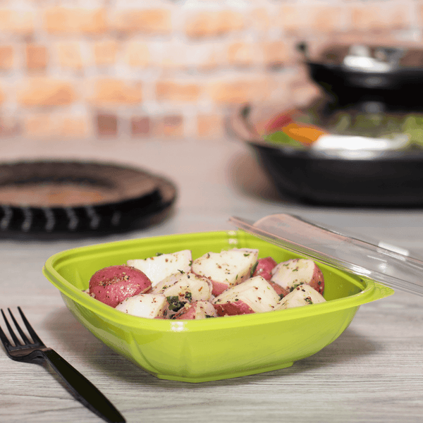 Karat 24 oz Pet Plastic Tamper Resistant Hinged Salad Bowl with Dome Lid - 240 Sets