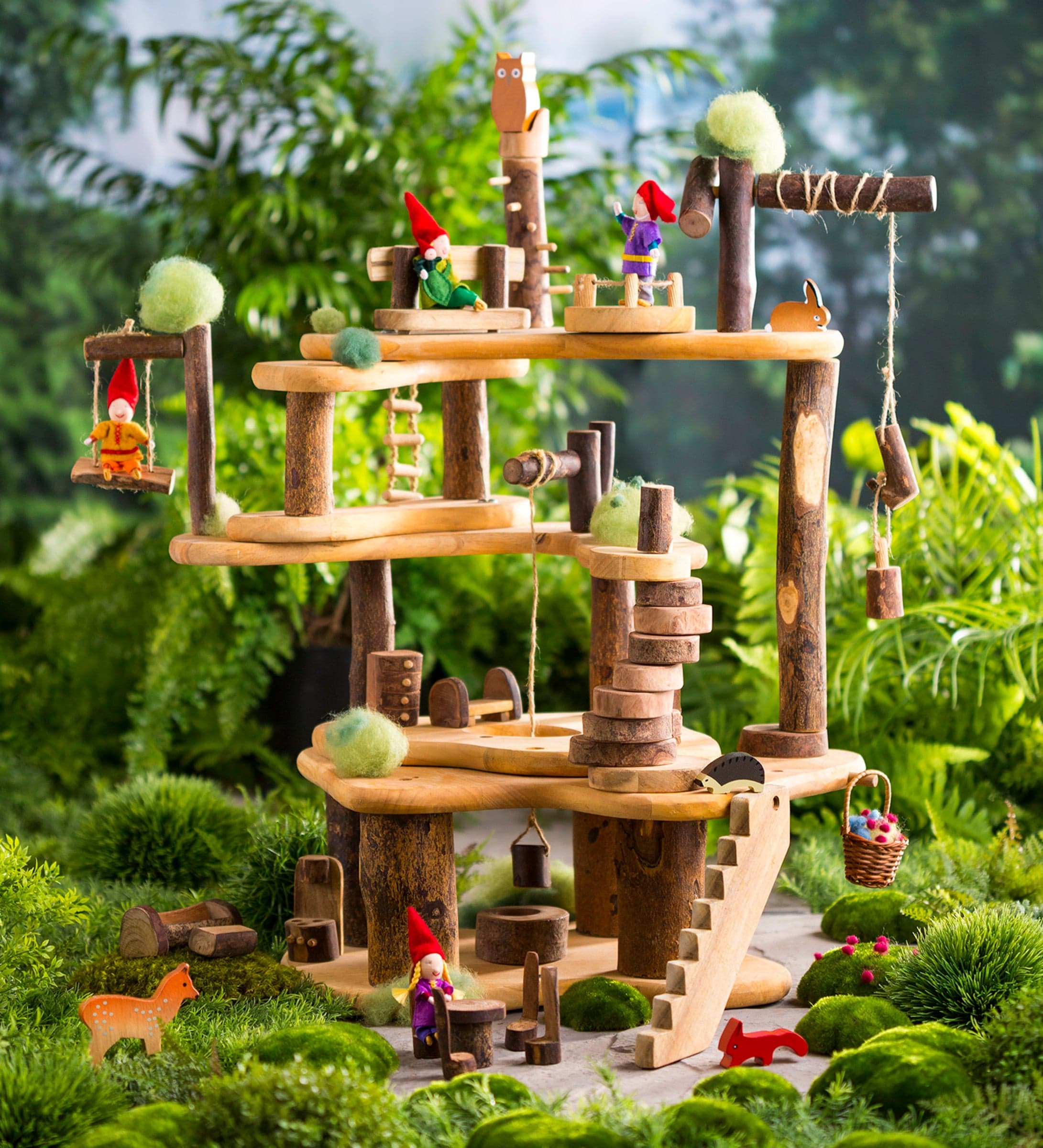 tree fort kit with furniture and woodland friends dolls