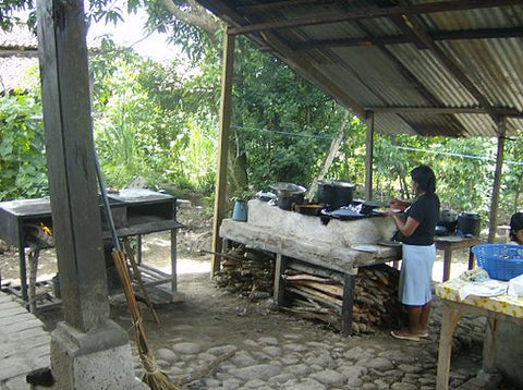 traditional-outdoor-kitchen-honduras