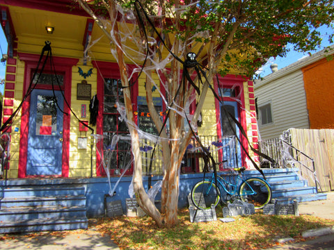 Halloween-house-decoration