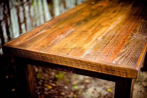 wood-table-rustic-style