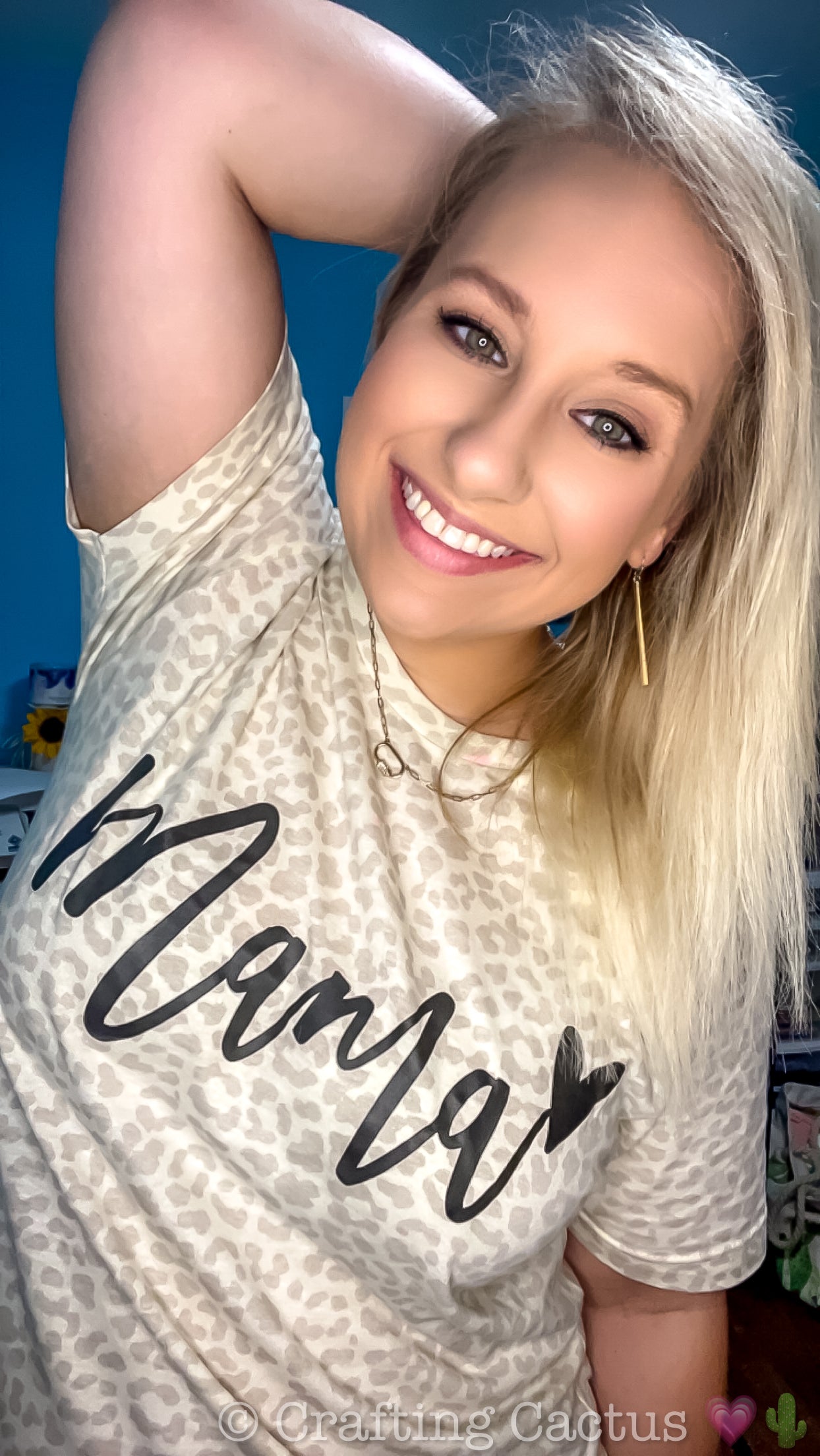 Mama Leopard Tee