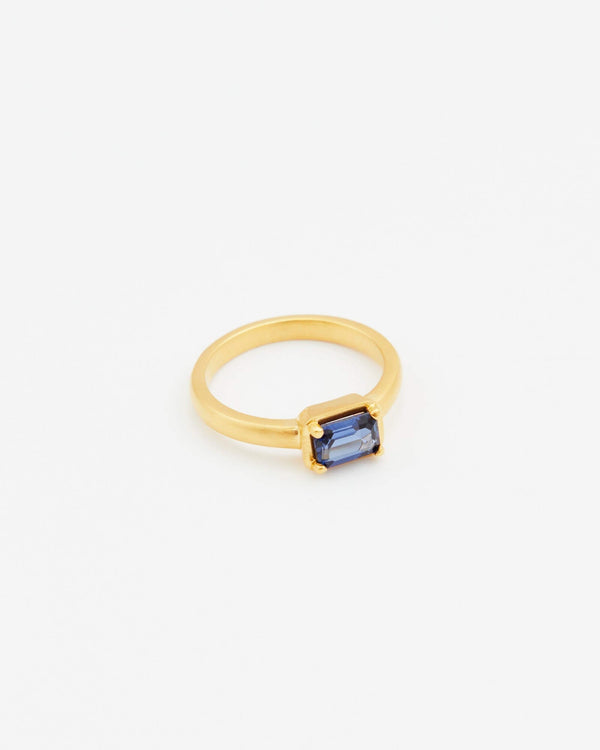 Amer Sapphire Ring – Dear Letterman