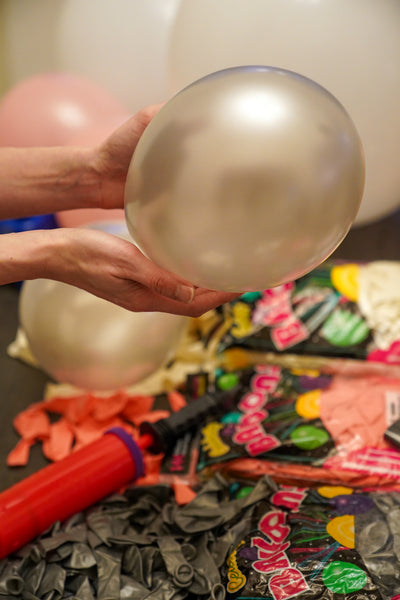 DIY Balloon Garland Tutorial - Creative Balloons Manufacturing Inc