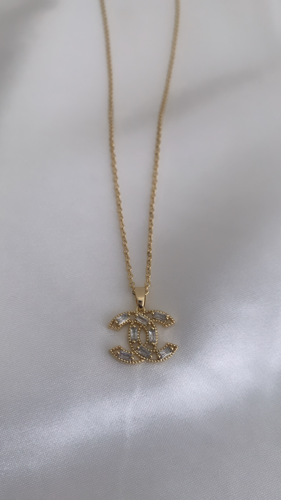 Chanel Double C Logo Crystal Necklace 24 Chain Circa 2015