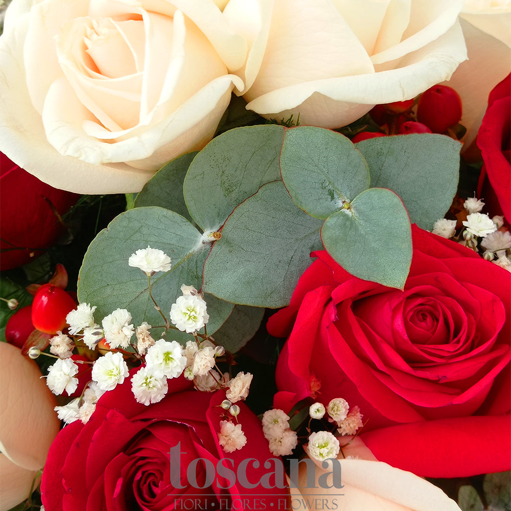 Caja de 15 Rosas Rojas y 15 Rosas Blancas - San Lorenzo - – Toscana Flores