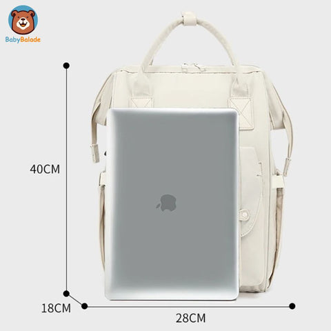sac à dos à langer avec ses dimensions parfaites pour les sorties avec bébé