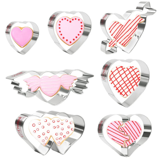 BCHOCKS Heart Cookie Cutter Set 7 Pcs with 100 Pcs 4 Clear Pink Heart  Biscuit Bags - Valentine Day Cookie Cutters Set Stainless Steel Biscuit  Pastry
