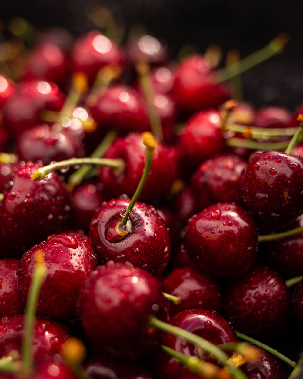 Fresh NZ0 cherries.