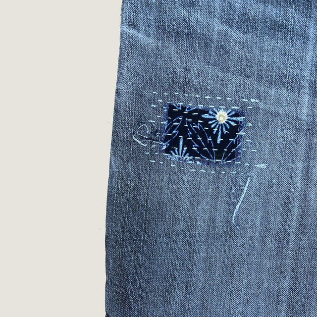 Distressed Grey Jeans – boroboro