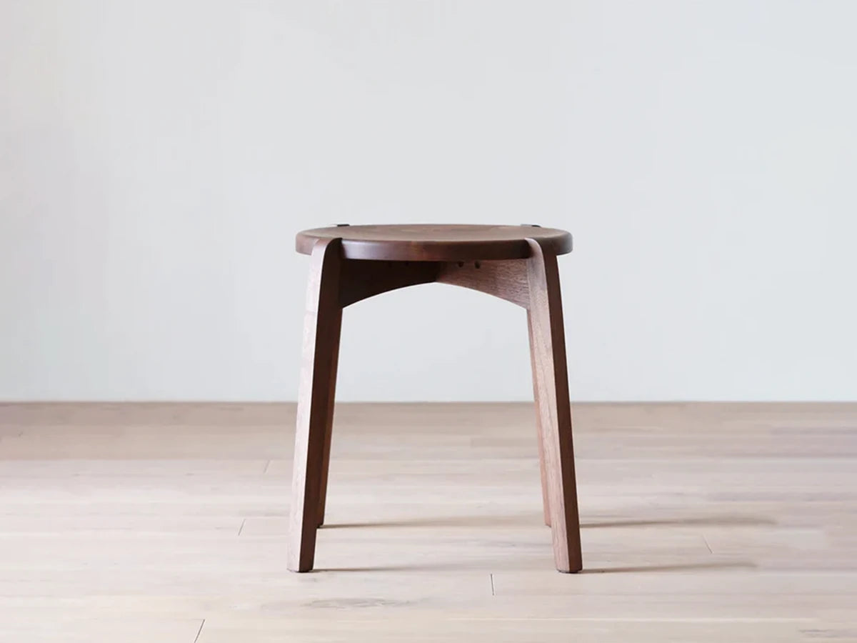 AGILE Stool Wood