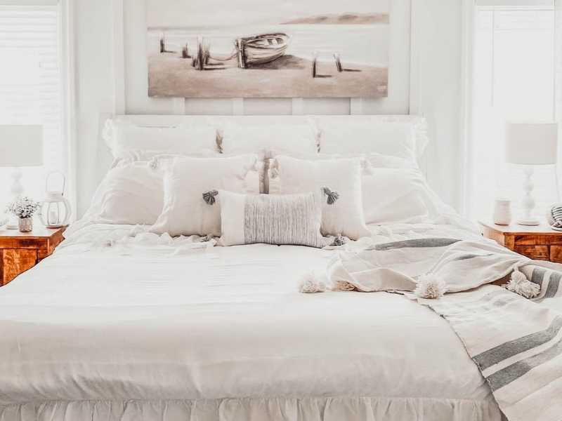 15 Blanket Styling Inspirations for Your Bedroom