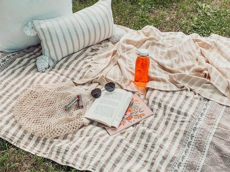 9 Ways to use a Turkish towel — Brighten Your Everyday