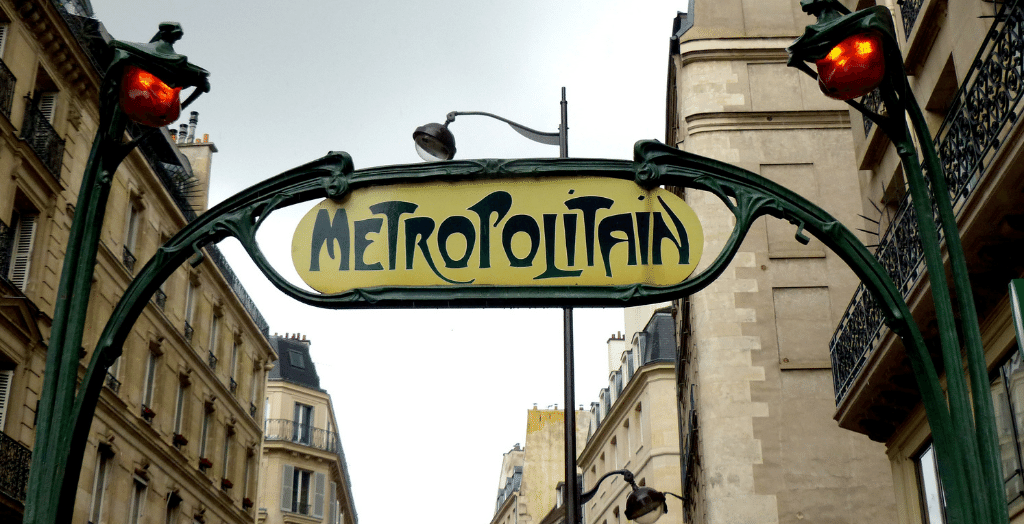 Métropolitain parisien authentique