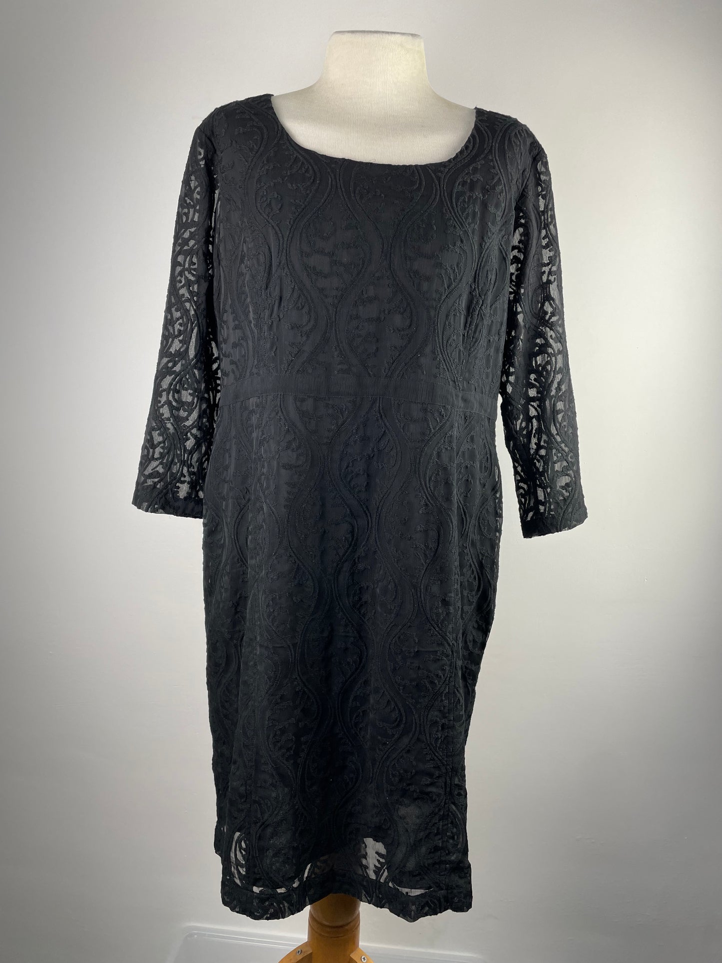 bovenstaand maniac oplichter Micha zwarte jurk met kant maat 44 tweedehands – Meisje met de parels