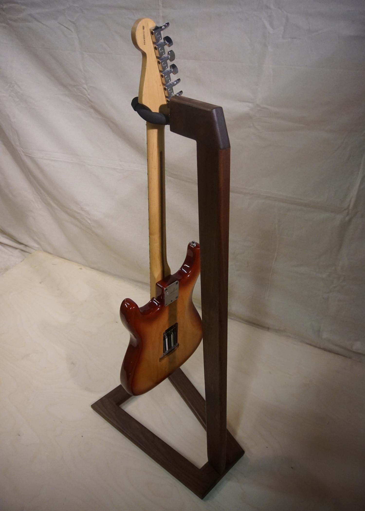 diy stand gitar