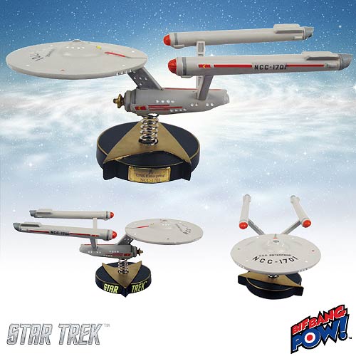 Hot Wheels Star Trek U.S.S Enterprise in Space Dock - SDCC