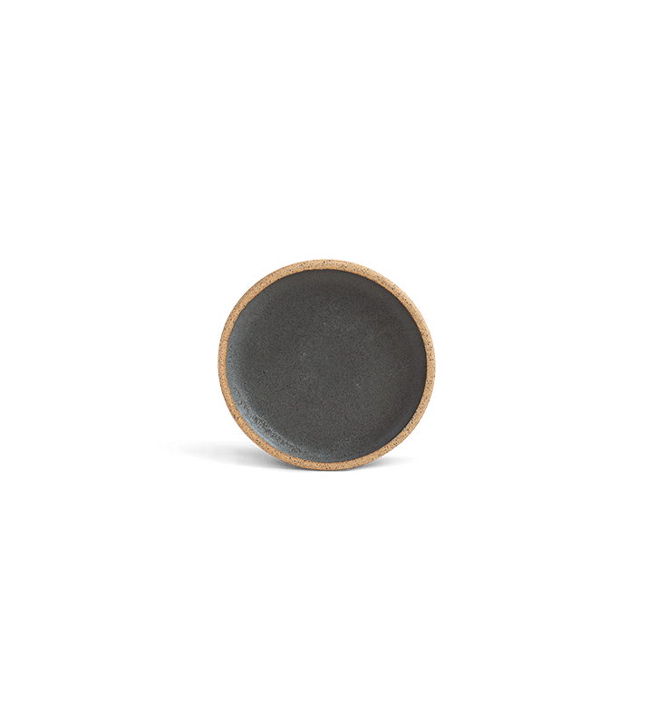 https://cdn.shopify.com/s/files/1/0573/0218/8164/products/CP__0093_Dessert-Plate---charcoal-sandstone.png?v=1661826315&width=715